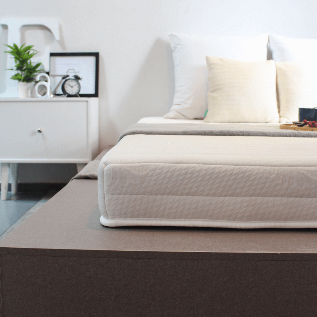 [Trả góp 0%] Nệm Foam  Edena Royal-Bảo hành 5 năm- Êm ái- Sang trọng.