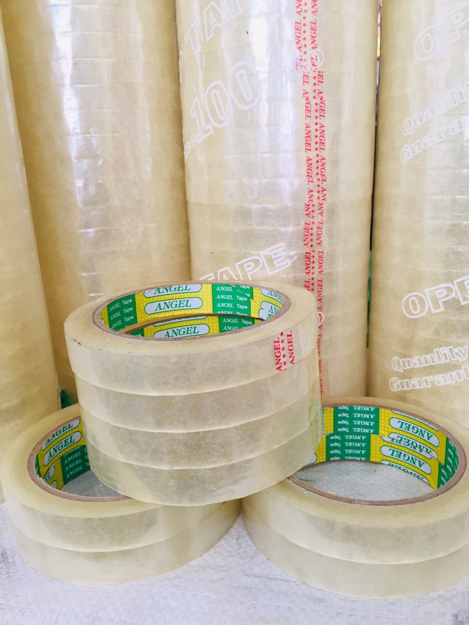 Băng keo trong nhỏ 1p2- 1 cây 24 cuộn
