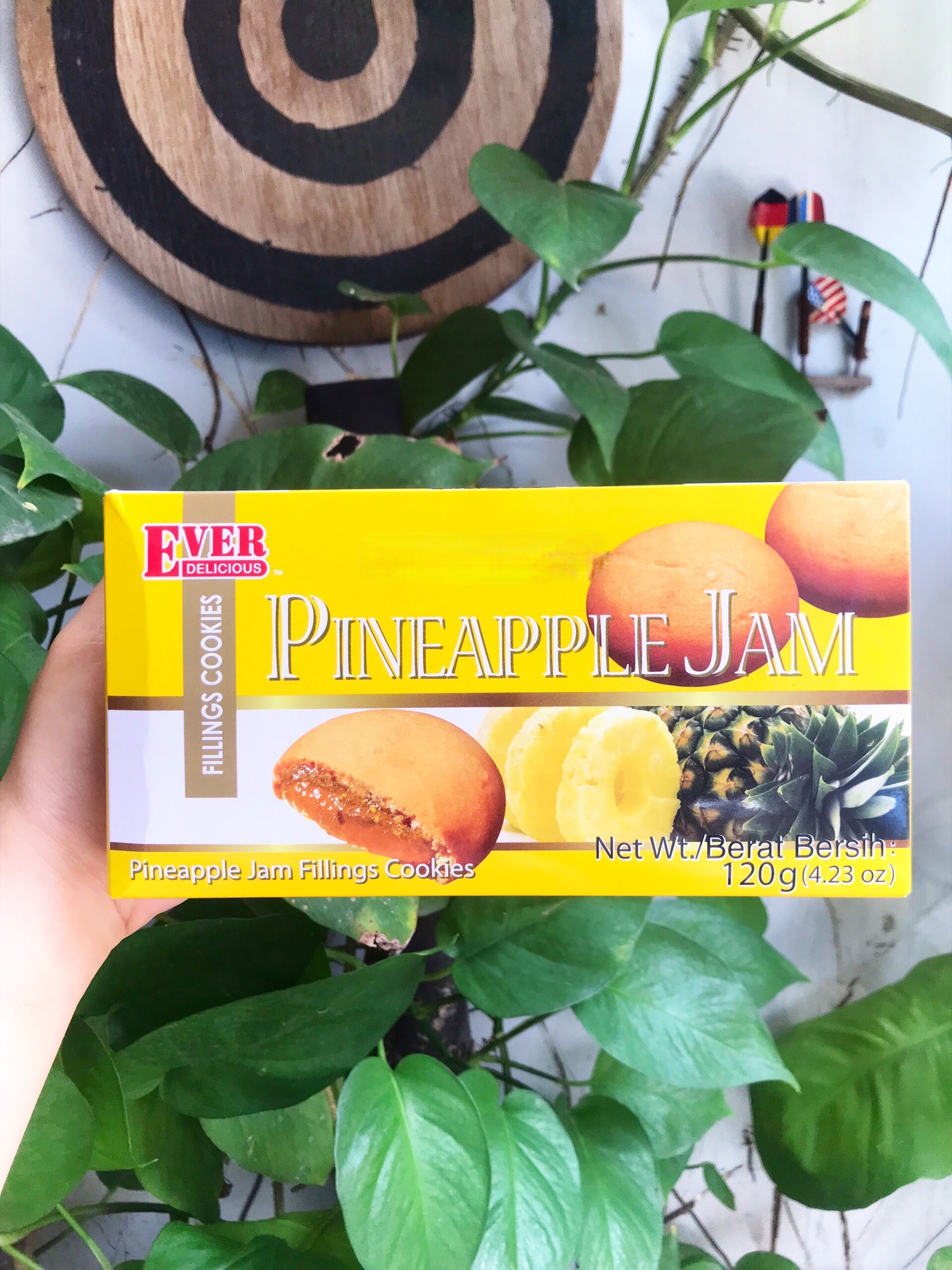Bánh Quy Nhân Mứt Dứa Ever Delicious Cookies (Hộp 120g)