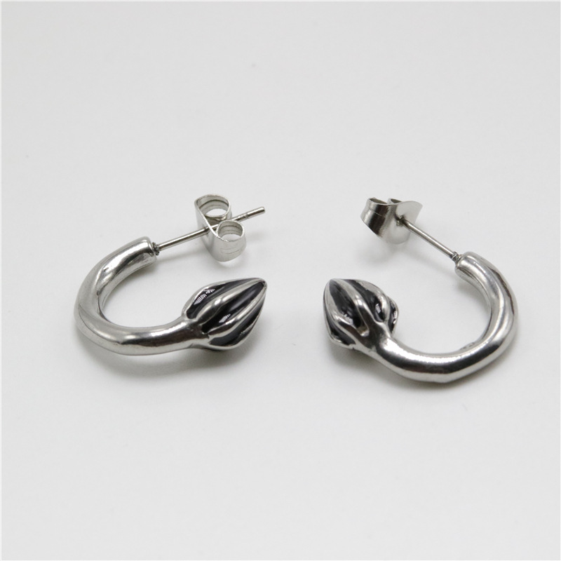 [Ảnh Thật] Bông tai Chrome Heart tròn bạc có bảo hành.