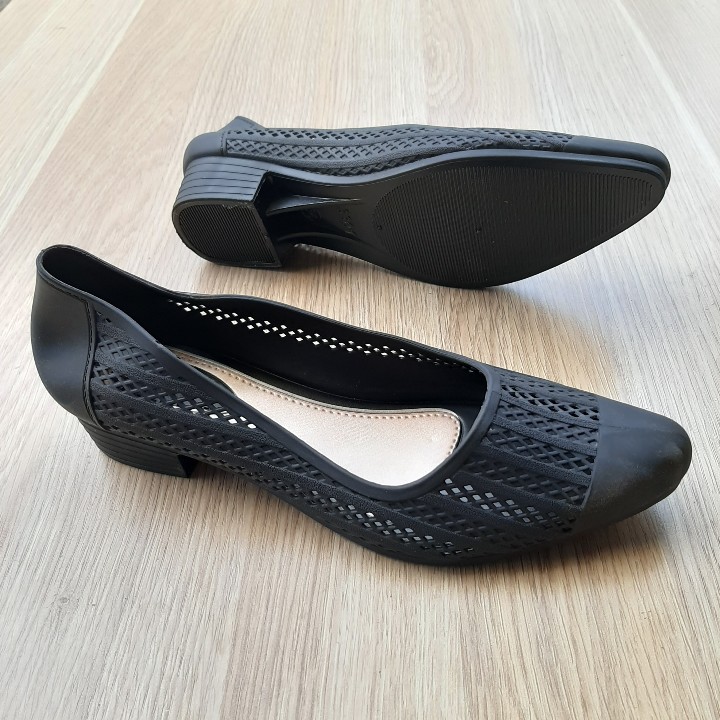 [HCM]GIÀY NHỰA NỮ ĐI MƯA CAO 3CM