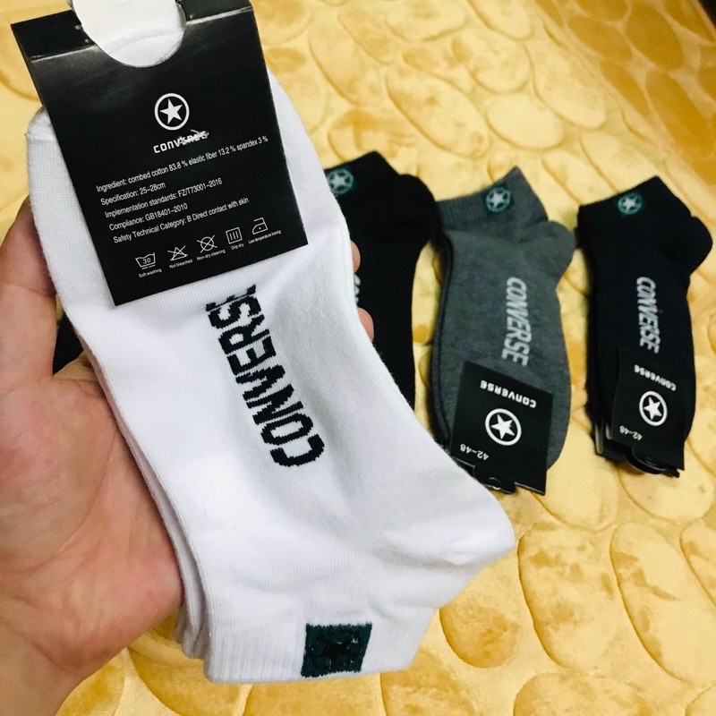 tất nam cổ ngắn converse