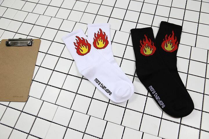 [HCM]Vớ cổ cao unisex Lửa - V91