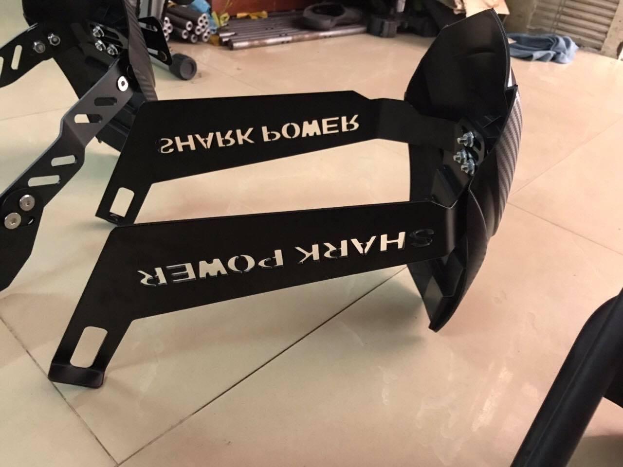 Chắn bùn sau Tfx,winner,ex ( gấp trần )