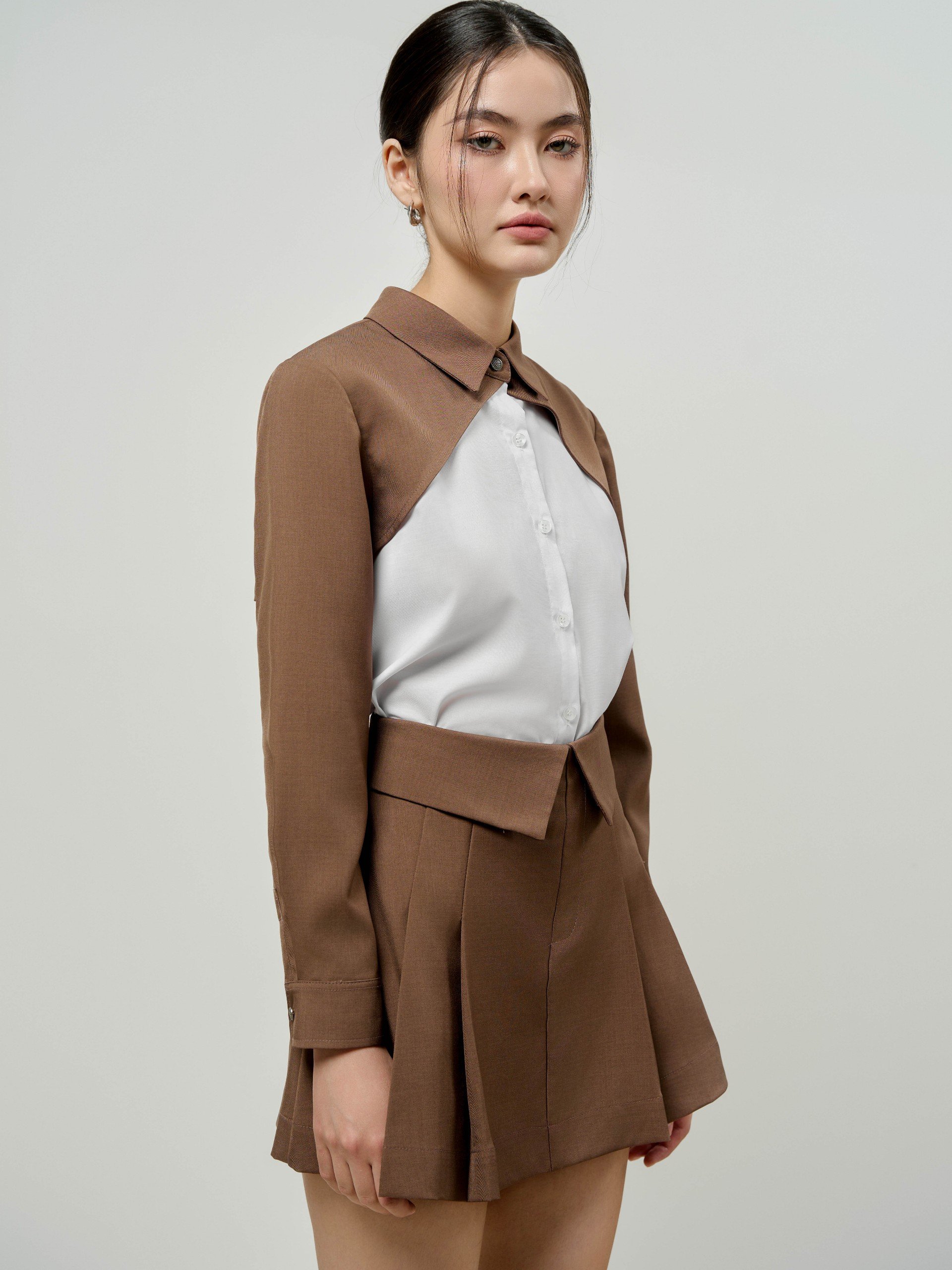 D.CHIC Quần váy xếp ly 2 bên MS: 481702