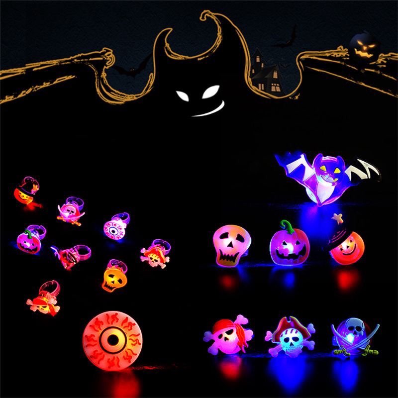 Sét 10 Chiếc Nhẫn Có Đèn Phát Sáng Hallowwen