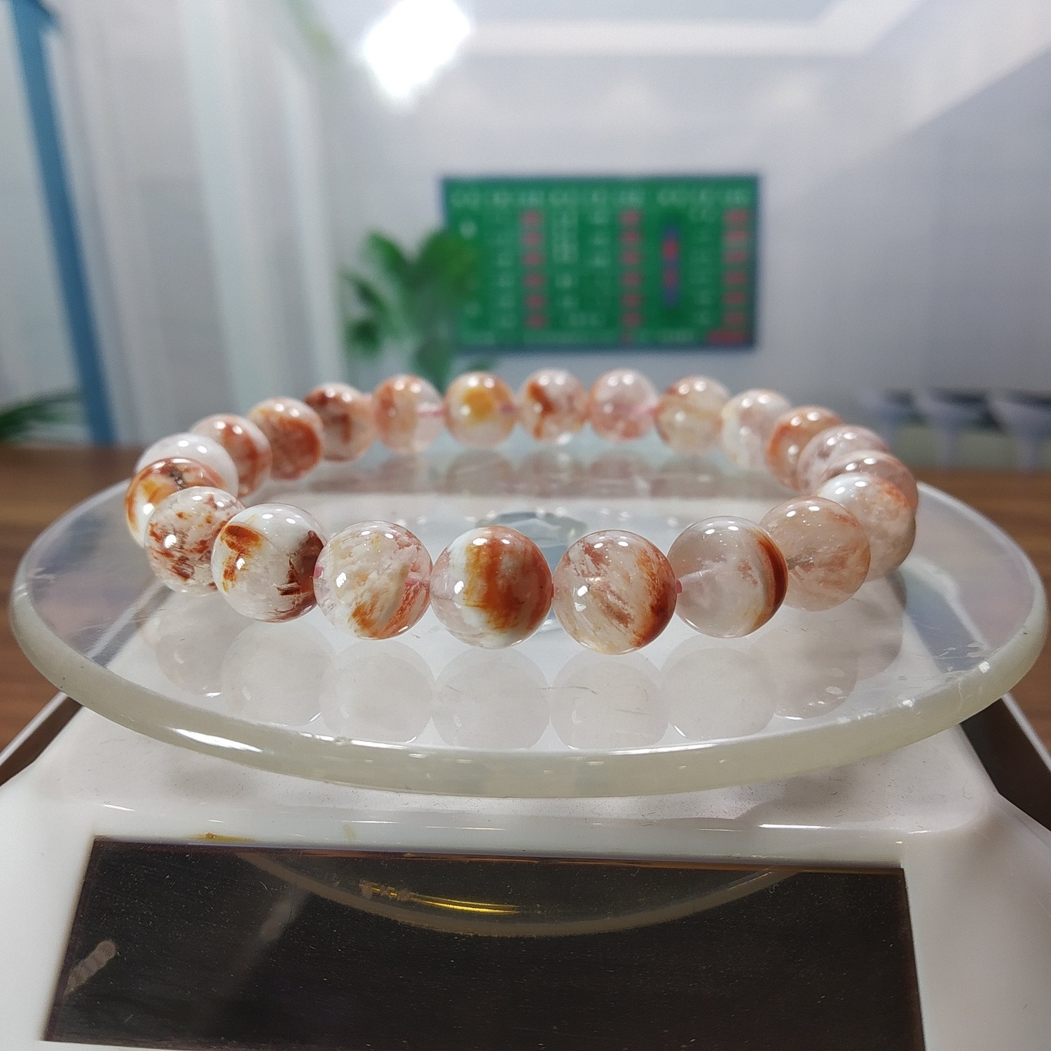 Vòng đá thạch anh ưu linh đỏ 8li VIP1