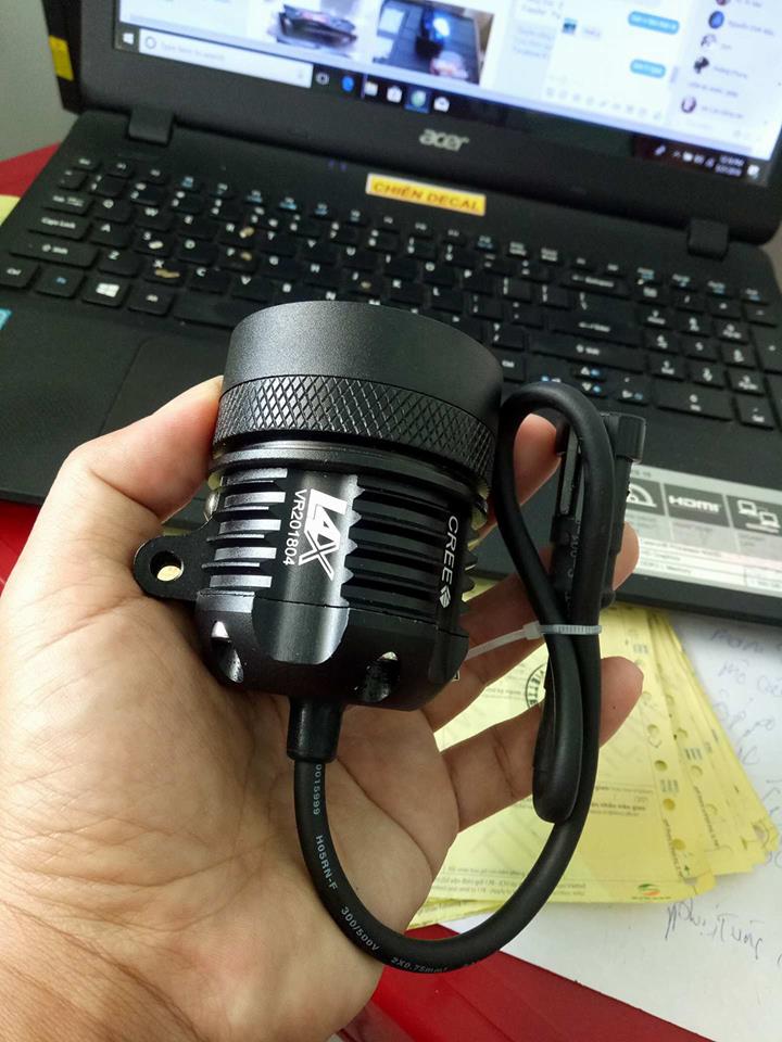 trợ sáng l4x chip t6.cree,xé nát màn đêm.(chóa nhôm)