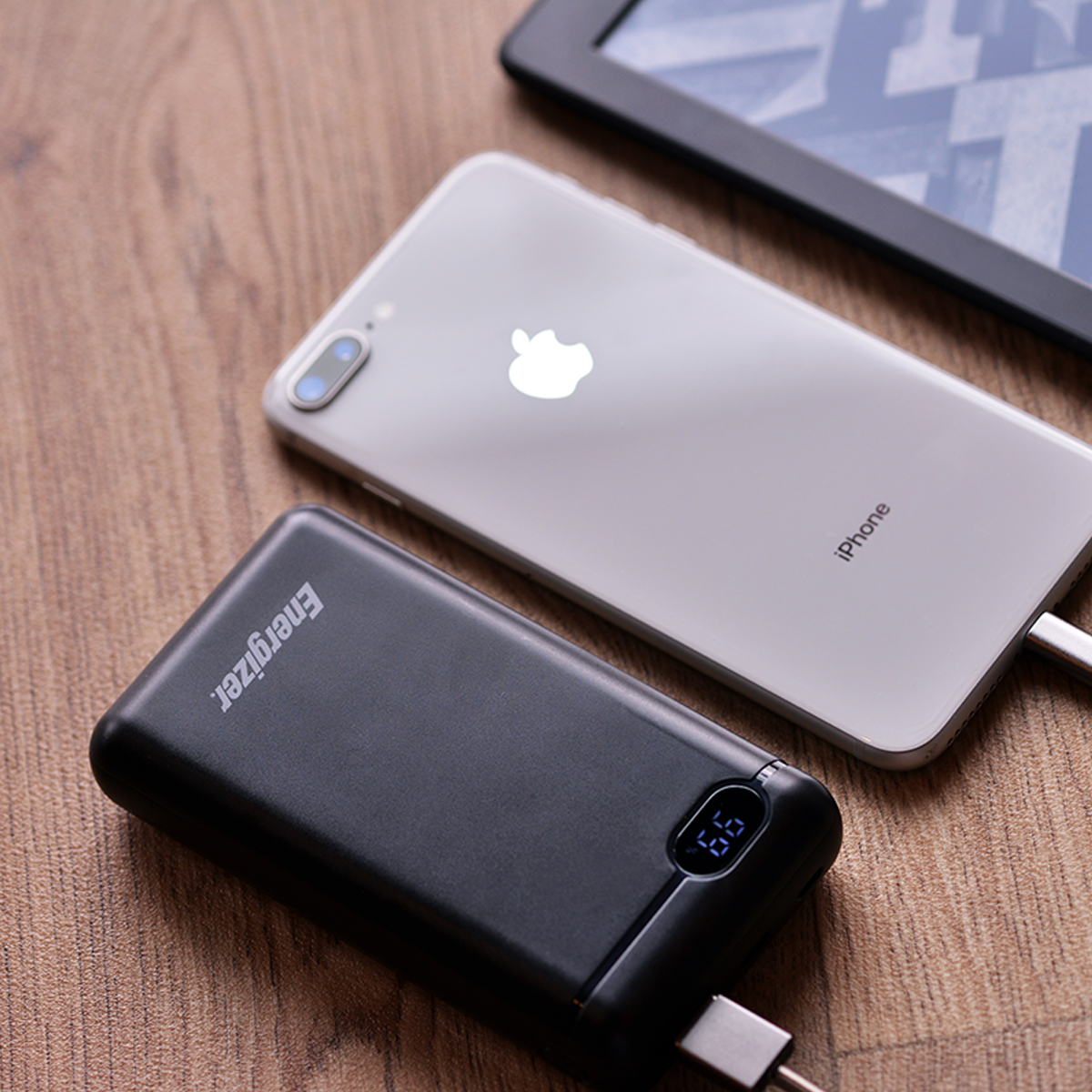 Sạc dự phòng Energizer UE20003 20,000mAh - Dâu Đen Store
