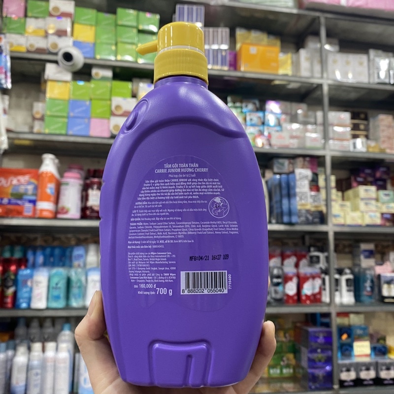 Tắm gội toàn thân cho bé Carrie Junior 700ml (đủ mùi)