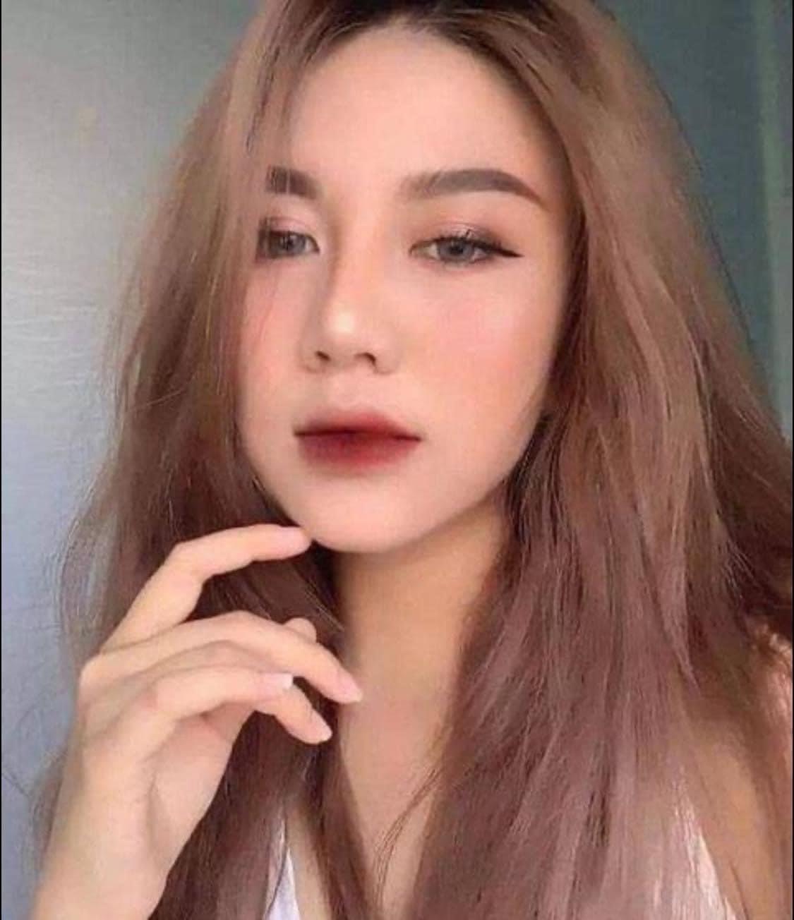 Son Kem Lì 𝗕𝗹𝗮𝗰𝗸 𝗥𝗼𝘂𝗴𝗲 𝗔𝗶𝗿 𝗙𝗶𝘁 𝗩𝗲𝗹𝘃𝗲𝘁 𝗧𝗶𝗻𝘁 𝗔𝟭𝟮 𝗗𝗮𝘀𝗵𝗲𝗱 𝗕𝗿𝗼𝘄𝗻