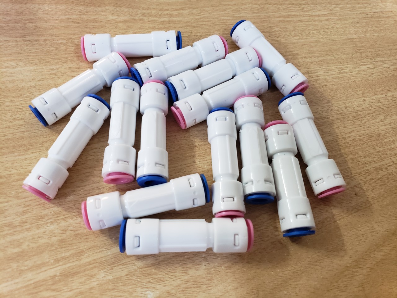 (HCM) Van 1 Chiều Nối Nhanh 2 Đầu Dây 6mm (Dùng Trong Các Máy Lọc Nước RO)
