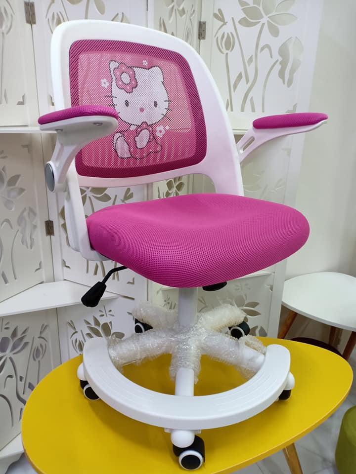GHẾ HỌC BÀI CHO BÉ (HELLO KITTY, BATMAN, MICKEY)