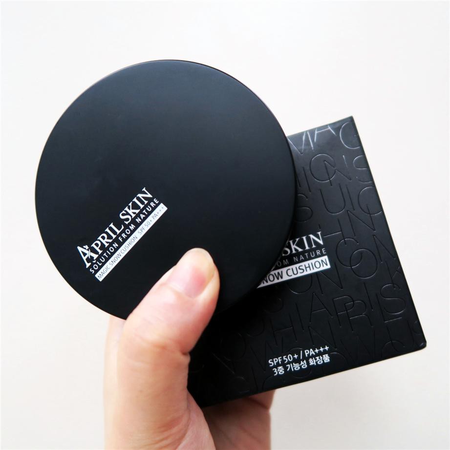 Phấn nước kiềm dầu April Skin Magic Snow Cushion Hàn Quốc 15g