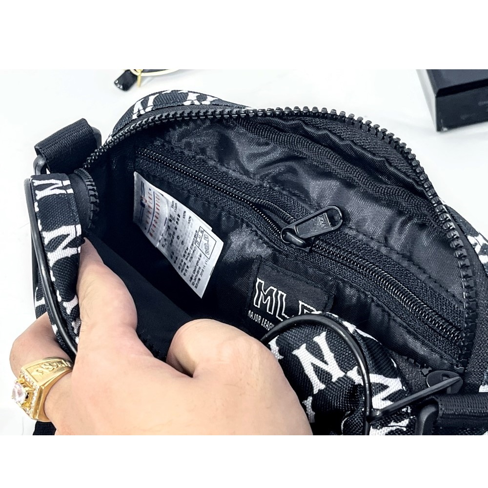 [HCM]Túi đeo chéo nữ MLB