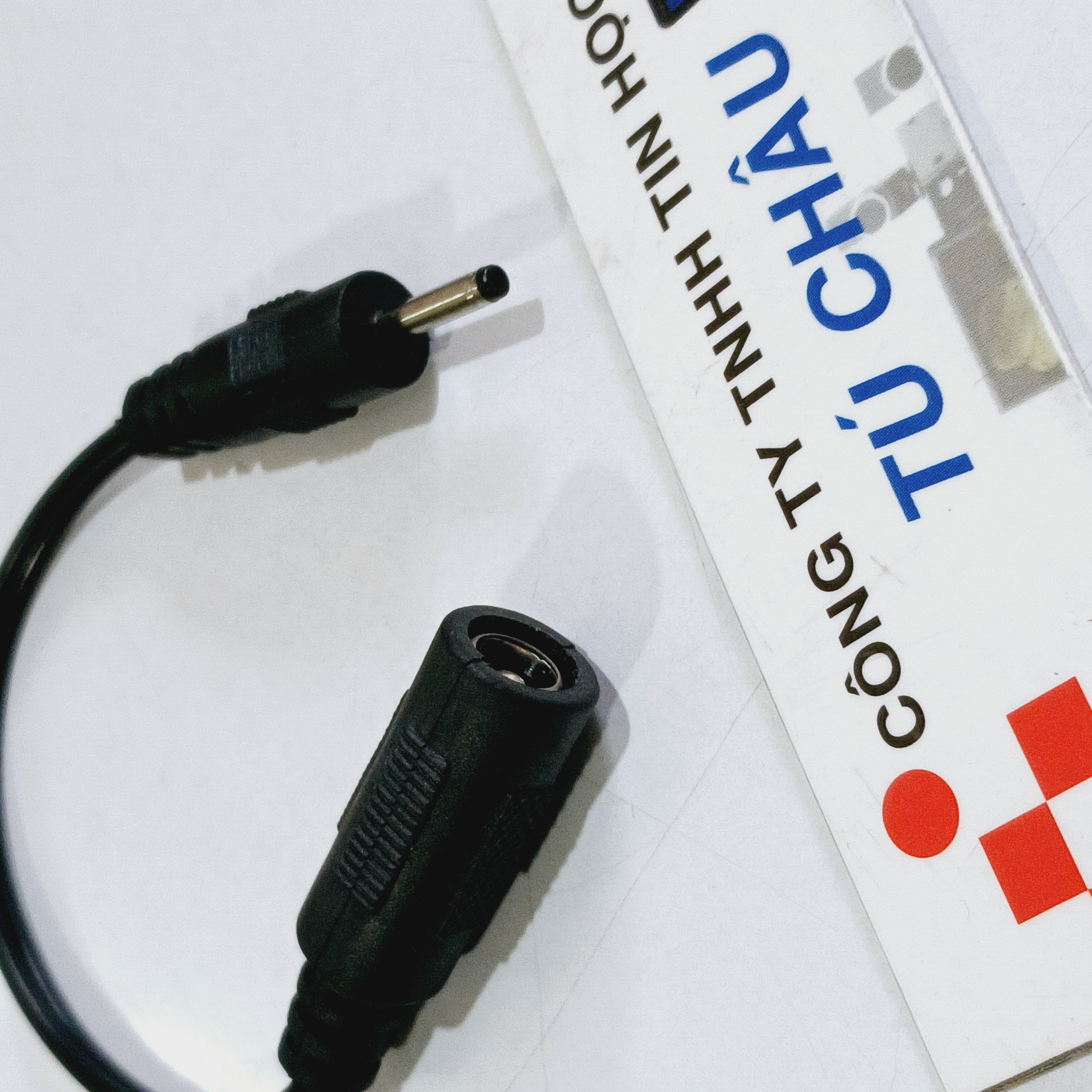 Cáp chuyển nguồn DC / Đầu cắm 5.5mm X 2.1mm ra đầu 2.5mm x 0.7mm (Giá bán 1 Sợi)