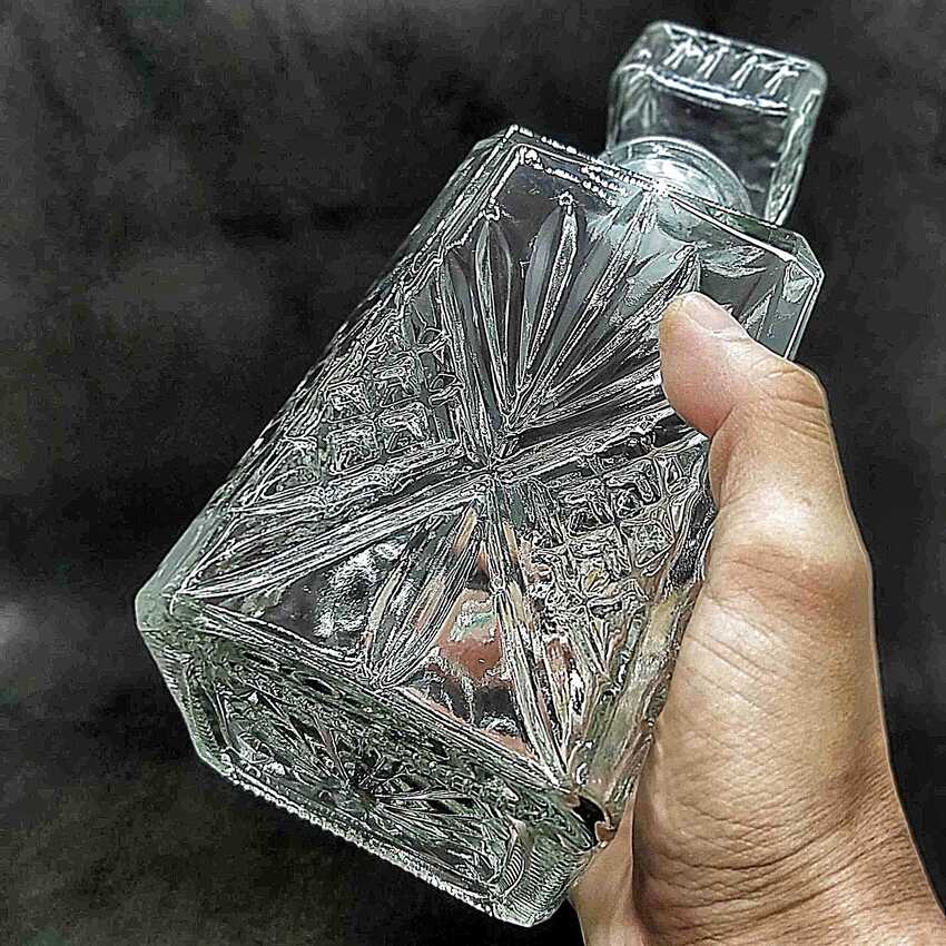Vỏ Chai Đựng Rượu 1 lít vuông họa tiết lá cọ – Chai Thủy Tinh Đựng Rượu 1000ML - Bình Đựng Rượu trang trí phòng khách (A7)