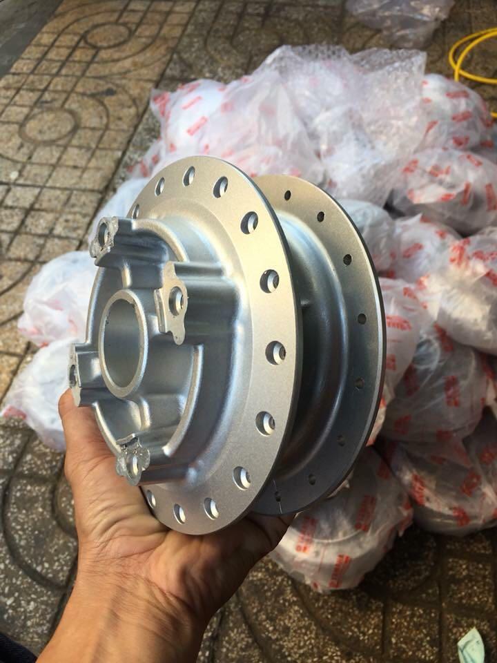 Đùm sau X1R cho Exciter 135