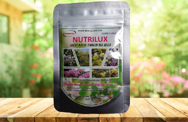 [HCM]Phân bón NPK Kích ra hoa Nutrilux 100g