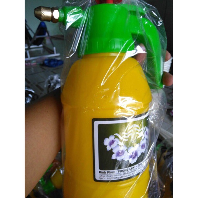 Bình xịt cho hoa, cây cảnh , dung tích 2 lít