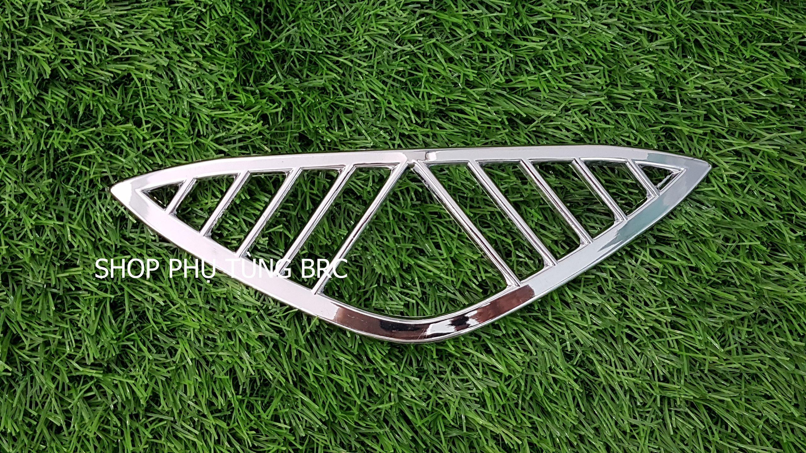 Ốp đèn hậu mạ Crom xe SH 2020