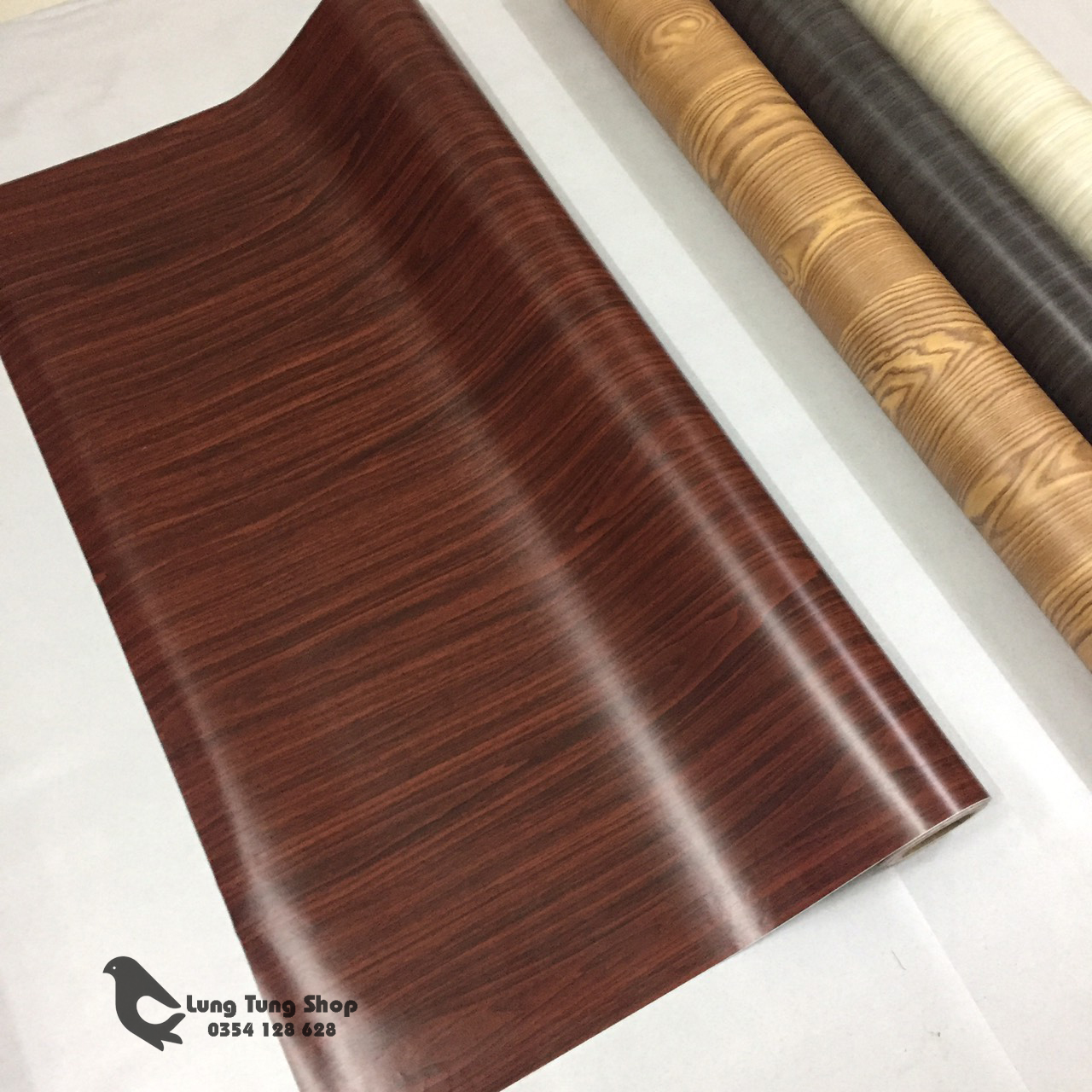 [HCM]Giấy dán tường có keo - decal gỗ nâu đỏ ( khổ 1,2m )