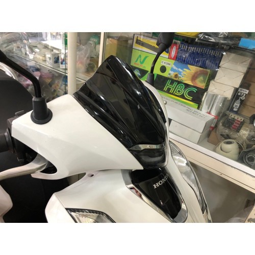 Kính chắn gió sh 2020