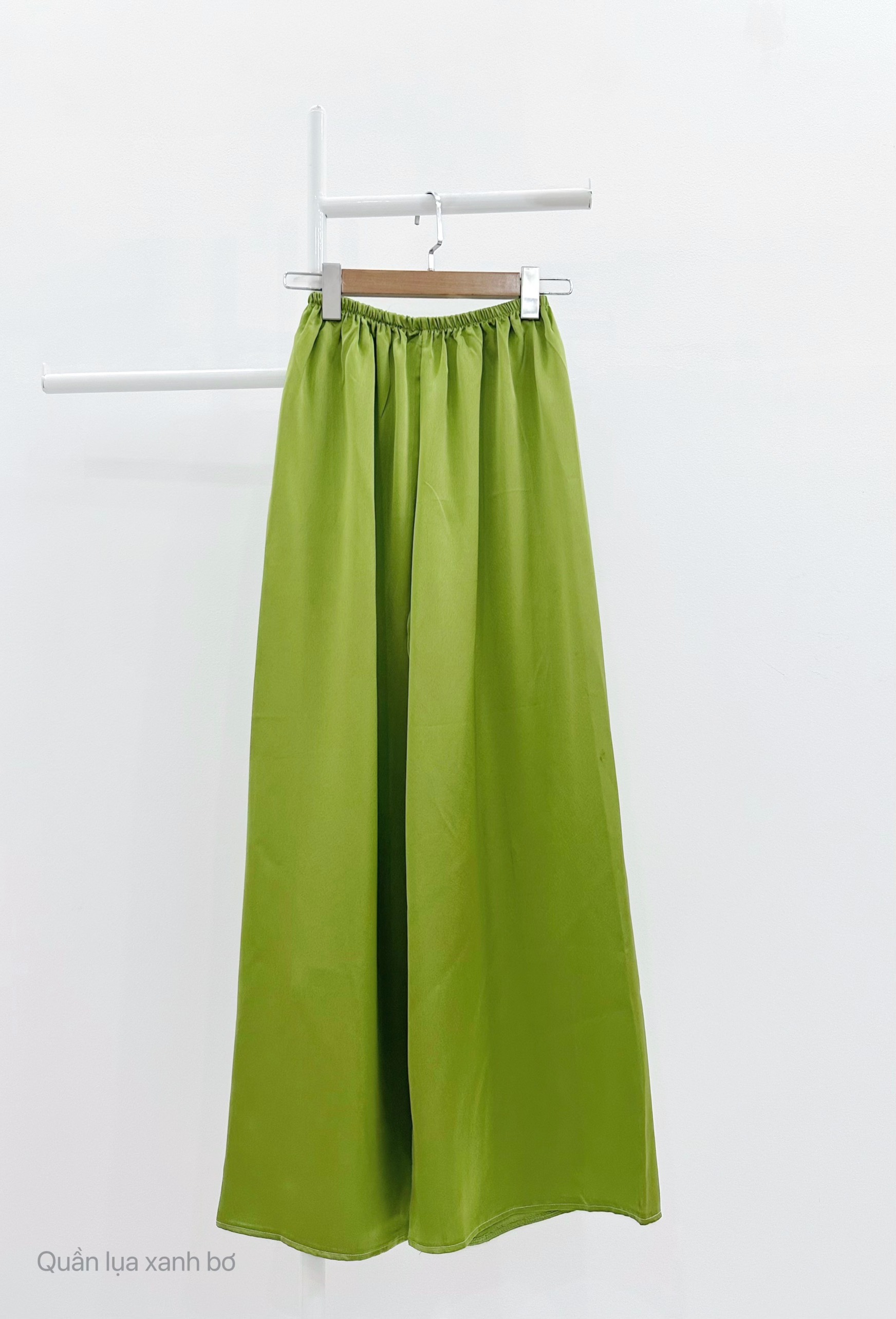 Lẻ Quần Trơn Bà Ba Chất Lụa Satin Nhiều Màu