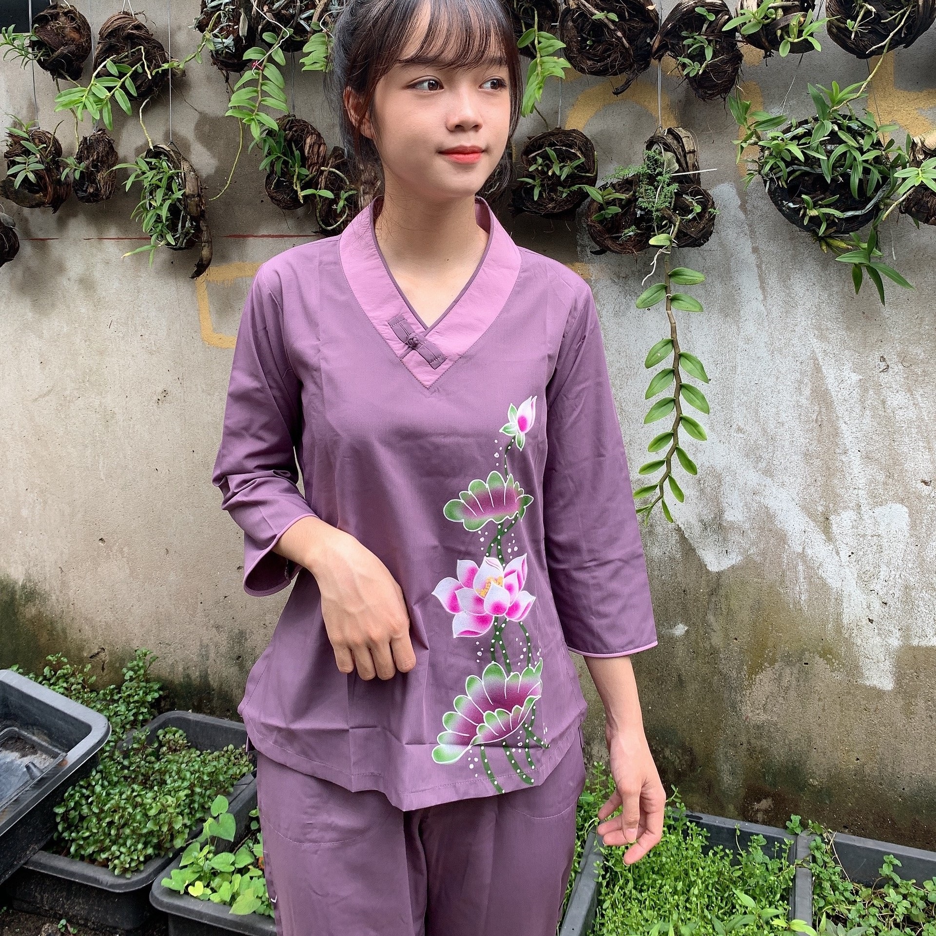 Quần Áo Phật Tử, Đồ Lam Phật Đi Chùa Nữ, đồ bộ mặc nhà Nữ mẫu một nút vẽ hoa  PN25B