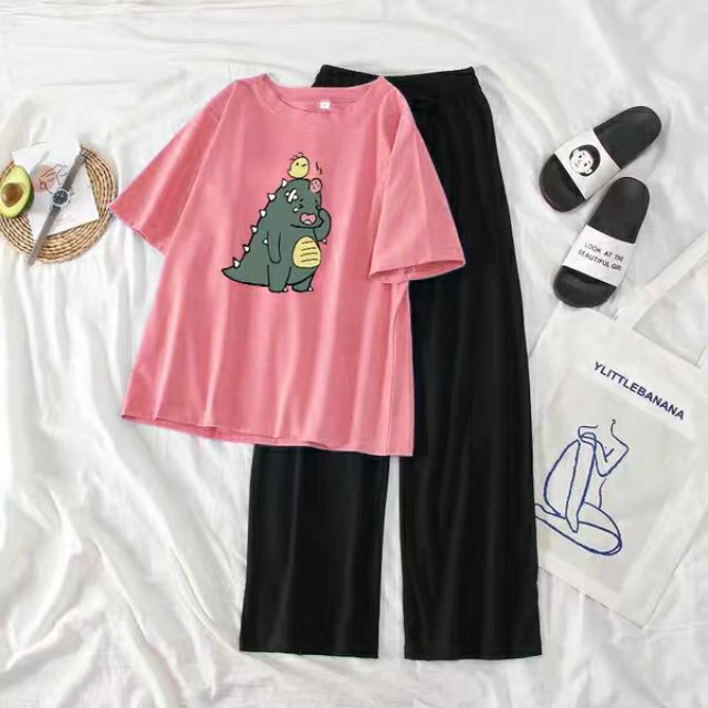 Sét Bộ Quần Áo Nữ Ngắn Tay Mặc Đi Chơi Cotton Organic In Anh Em Quả Bơ Quần Thun Cát Ống Rộng Cạp Cao