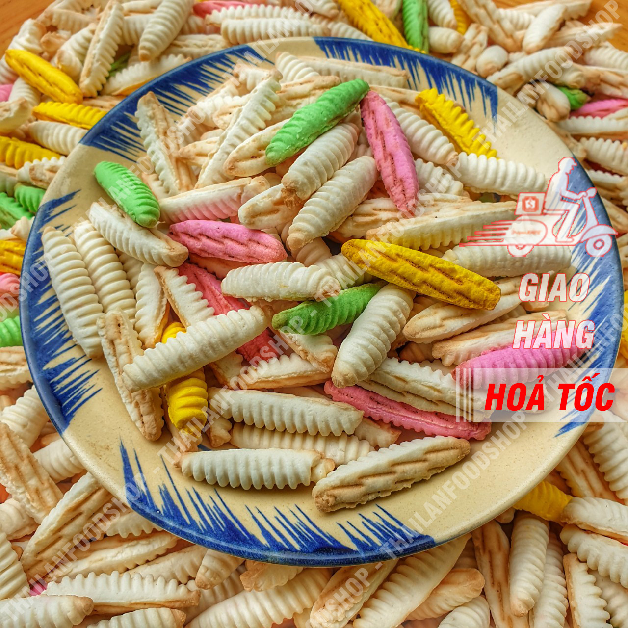 Bánh Đuông Dừa Mix Vị Lon 300Gr