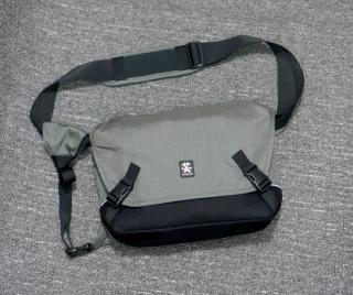 crumpler proper roady 7500