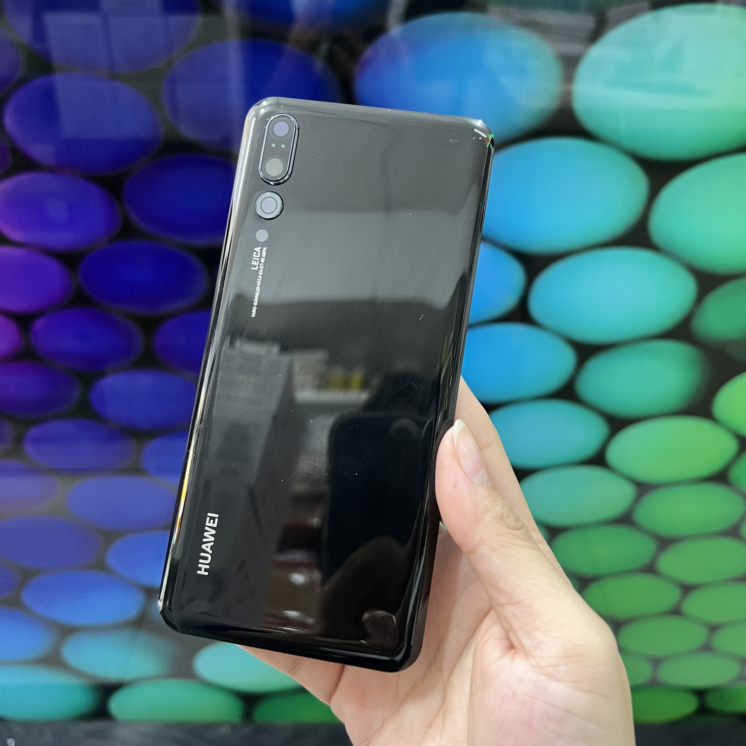 Nắp lưng Huawei P20 Pro (kèm kính camera)