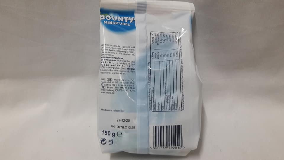 Socola bọc dừa Bounty Miniatures - Úc (150g)