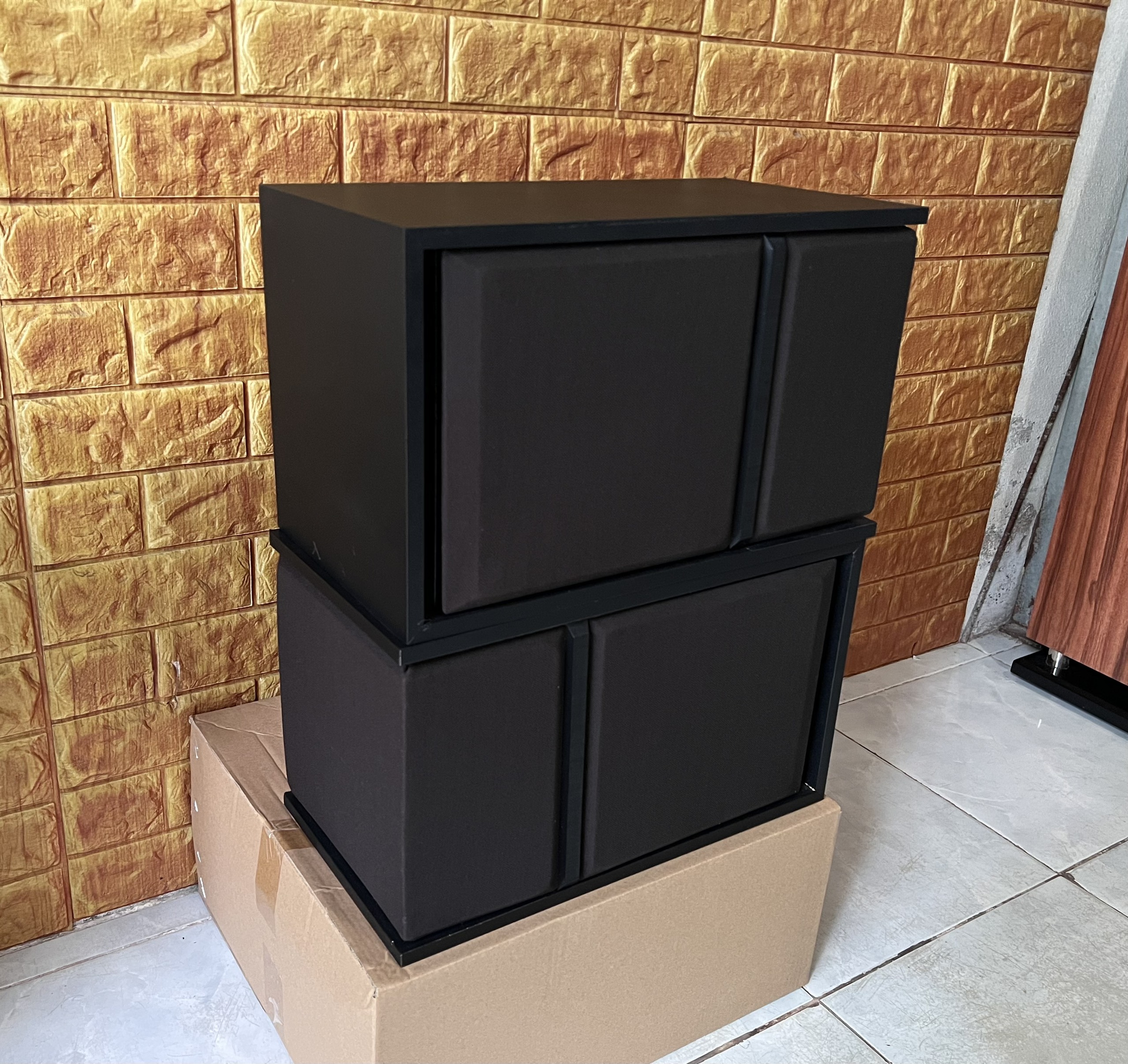 Vỏ thùng loa 301 III Hải Triều