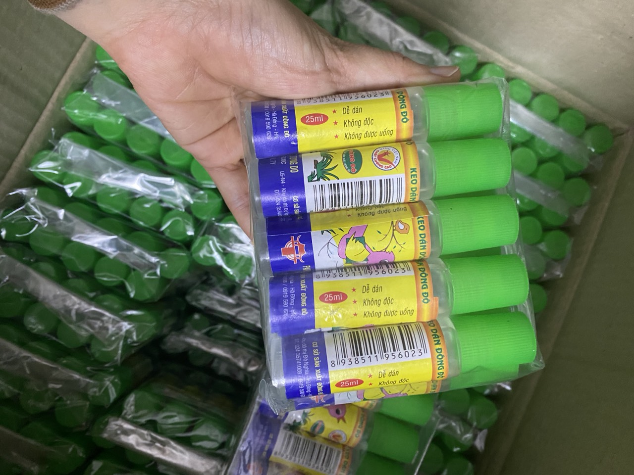 Keo dán ĐD 1 lọ 24ml