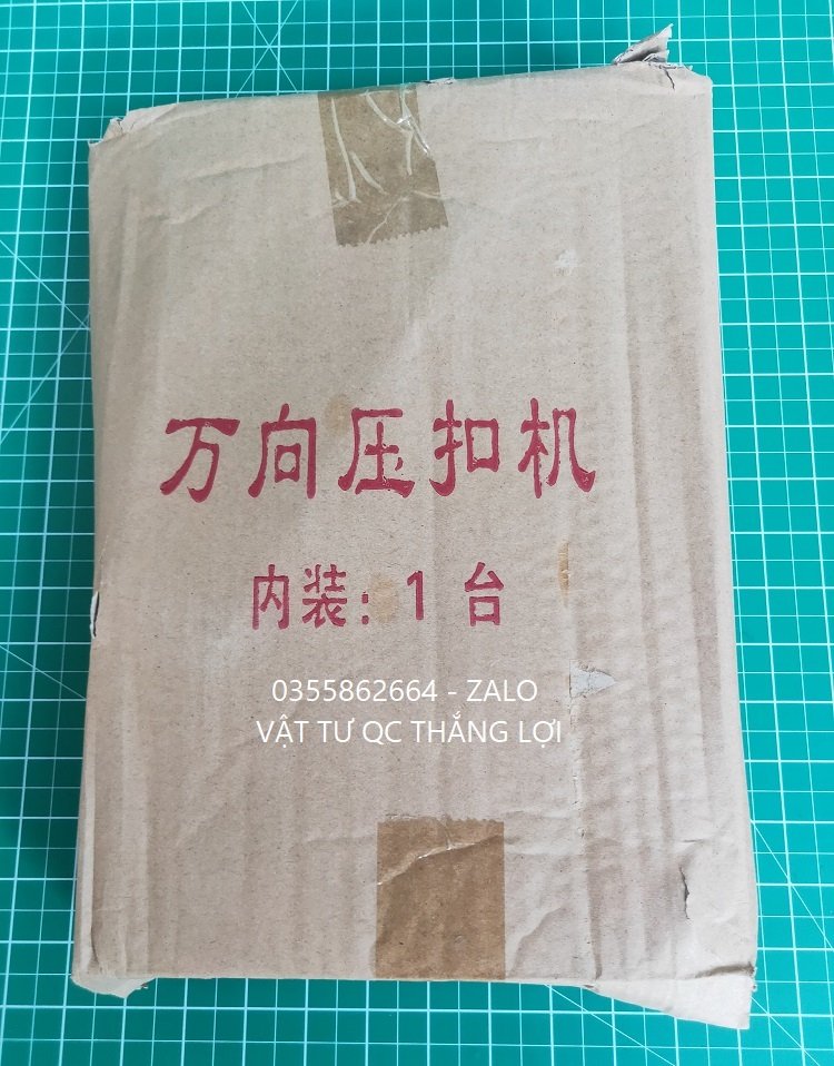 Máy dập khuyên bạt URE - máy đóng khuy bạt