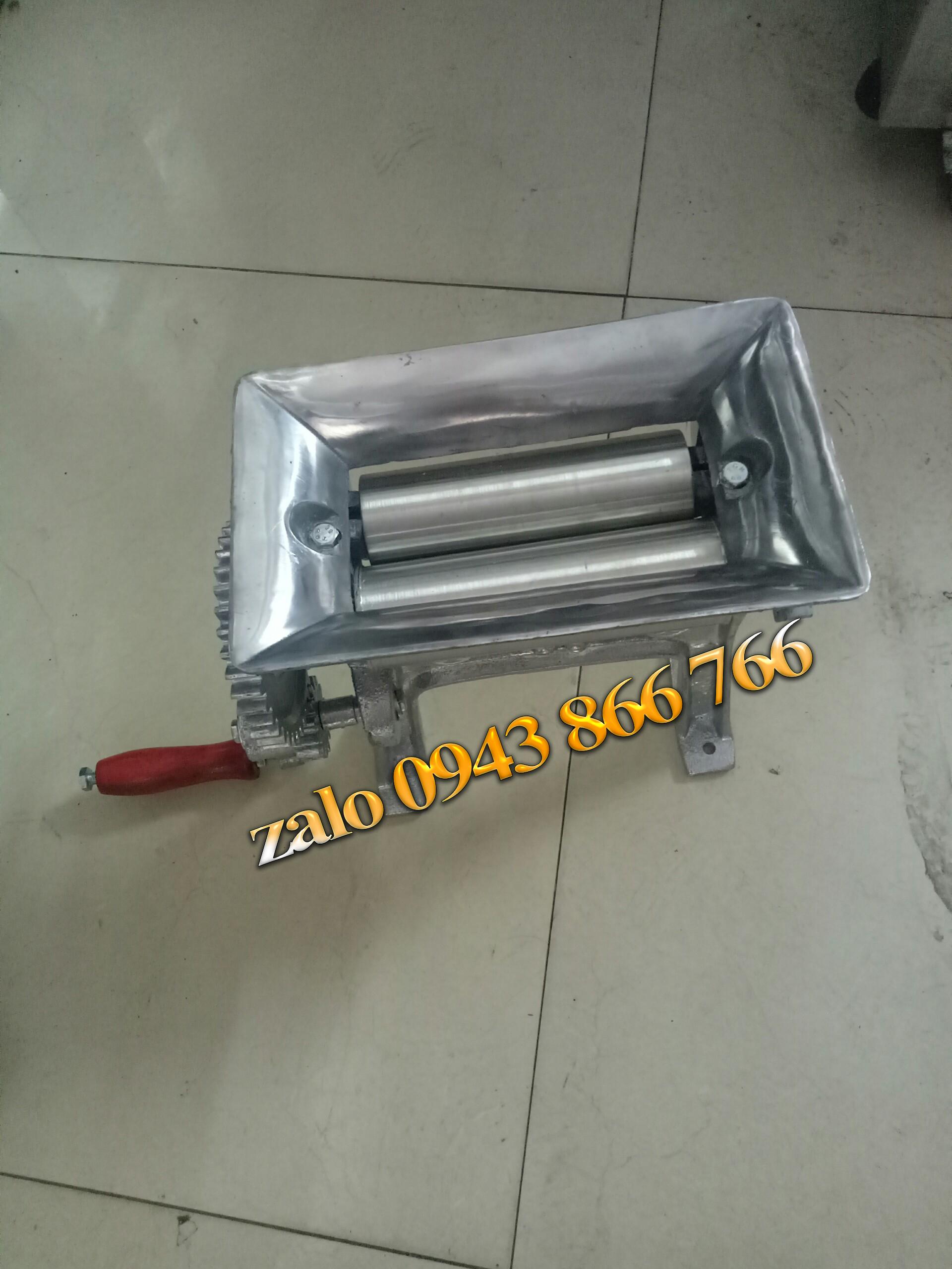 [HCM]Máy cán khô mực trục inox dài 140mm