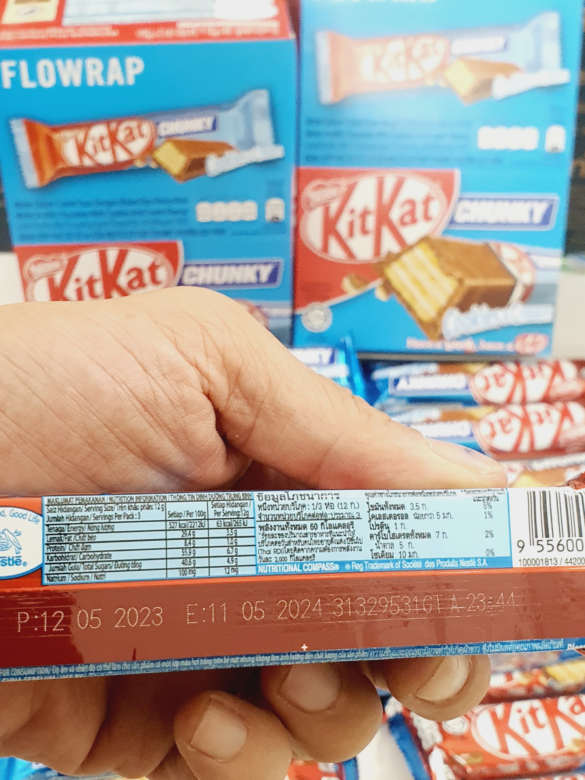 KITKAT CHUNKY Socola Hộp 24 thanh lớn 38g