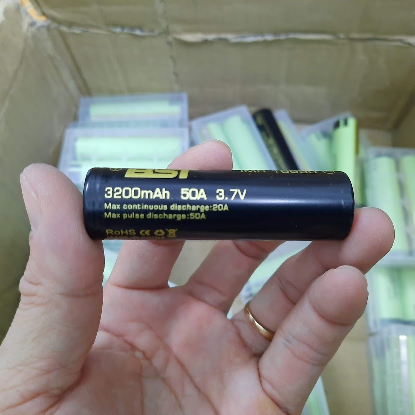 Pin sạc 3.7V 3200mah 18650 BST dòng xả Cao 50A (1 viên)