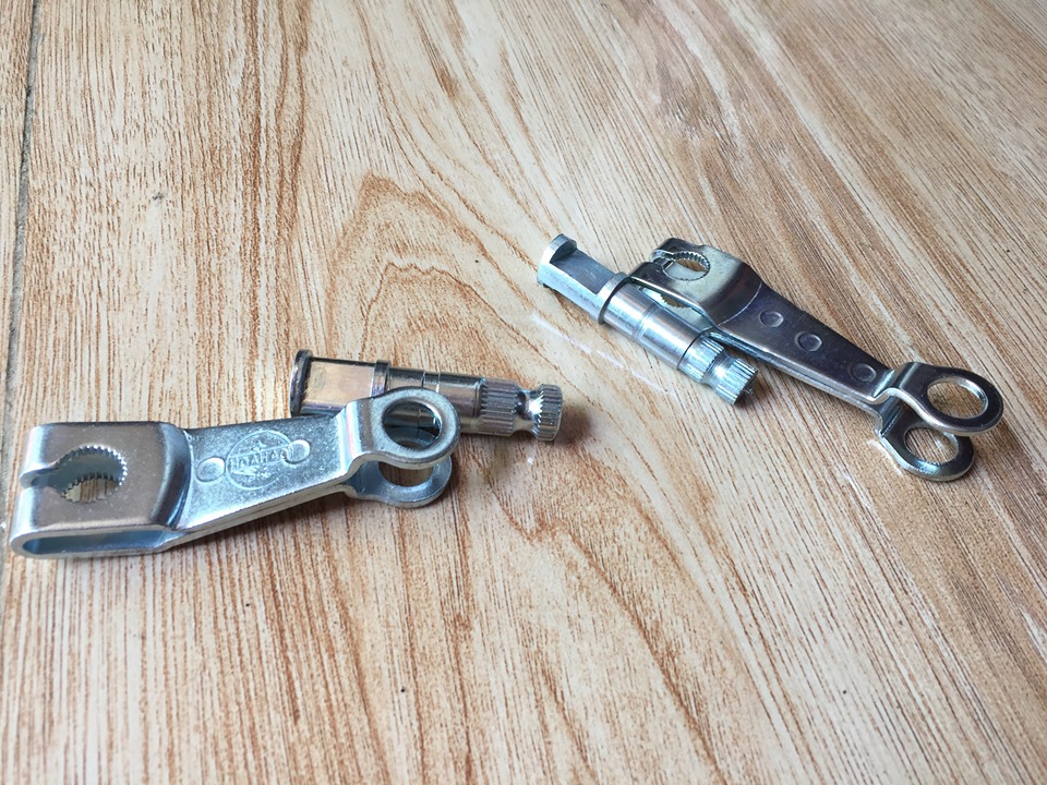 bộ : 2 Cốt +2 pát thắng đùm trước + sau xe 67