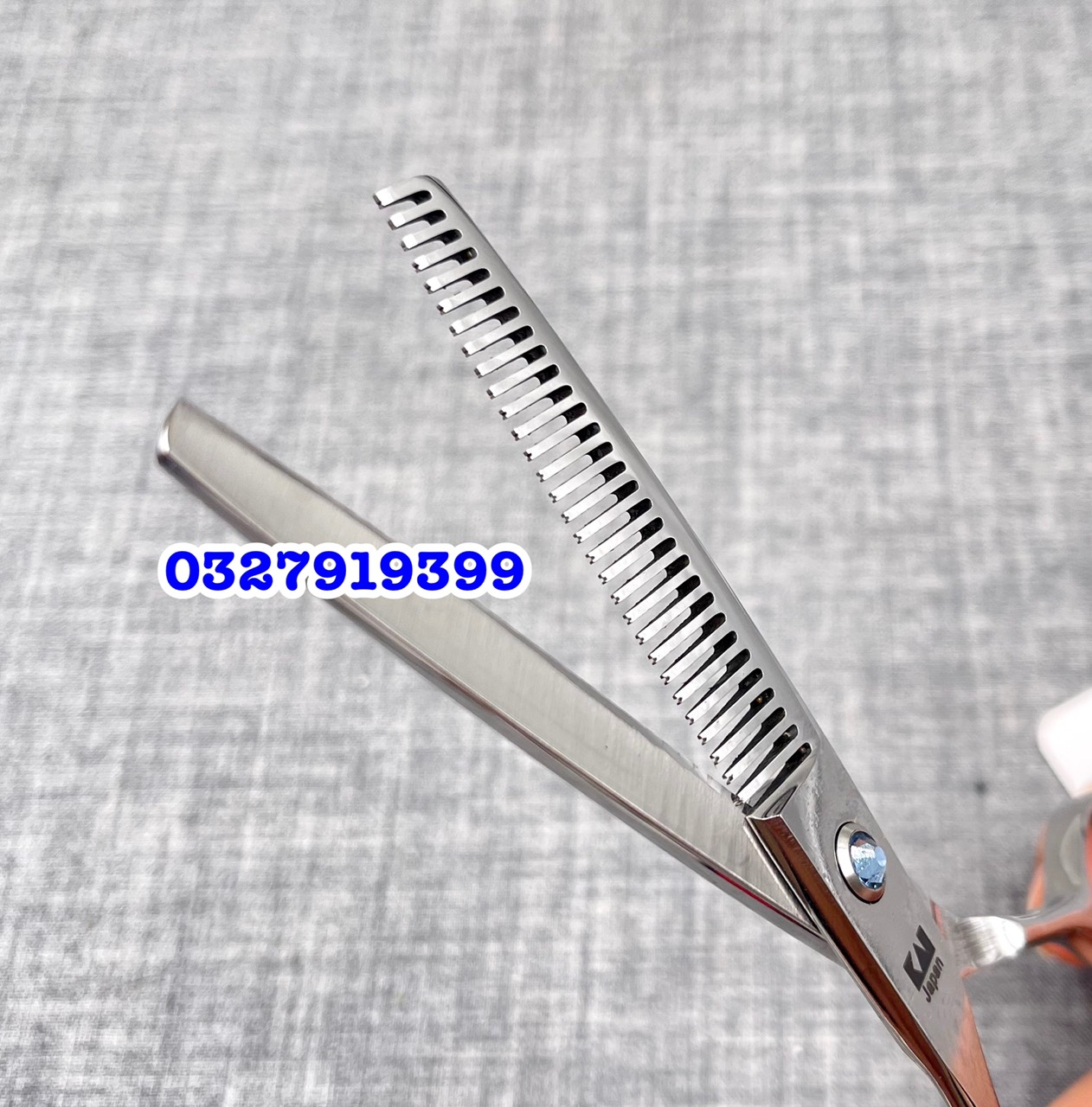 SAKURA Kéo cắt tóc tay trái SAKURA 6.0 in Chất liệu thép S440C Độ cứng trên 62HRC Kèm bao da