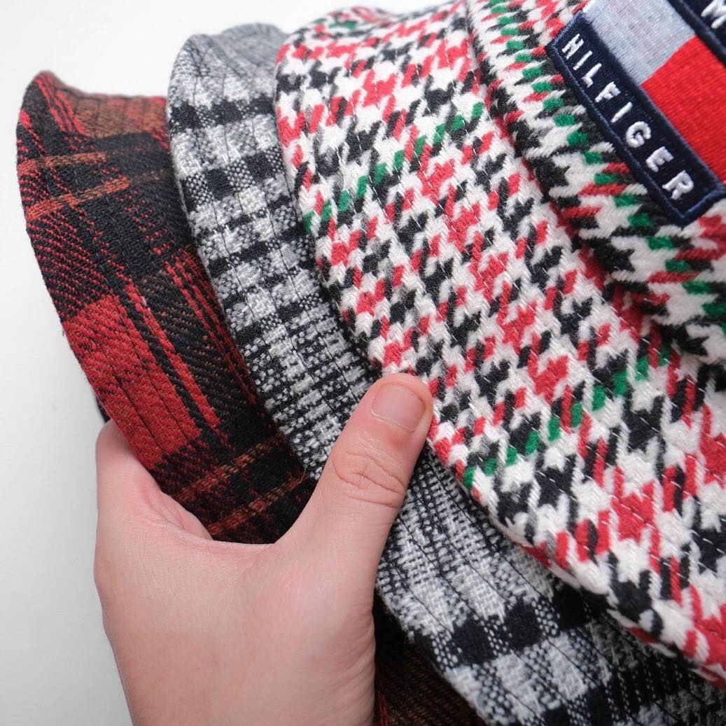 NÓN T•OMMY HILFIGER