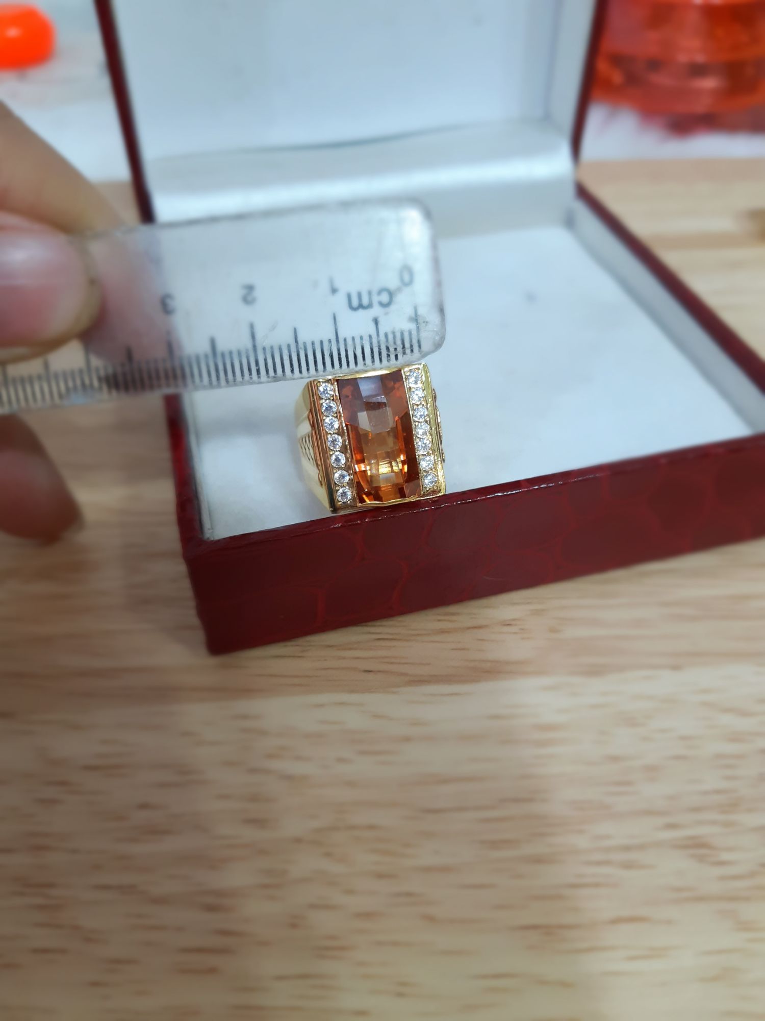 Nhẫn nam vàng tây