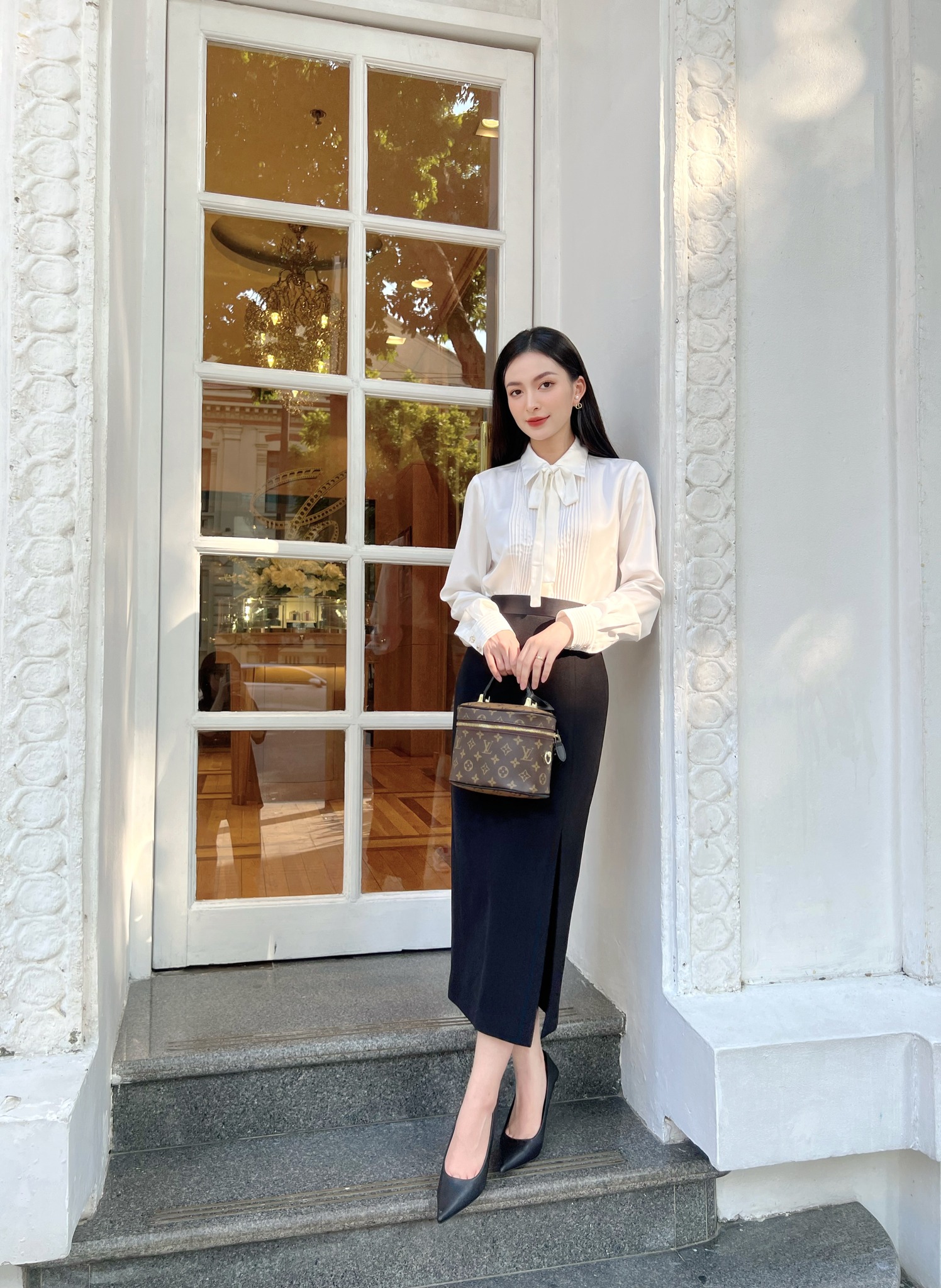 HUONG BOUTIQUE Áo lụa satin cổ đức mí gân HBSM1017