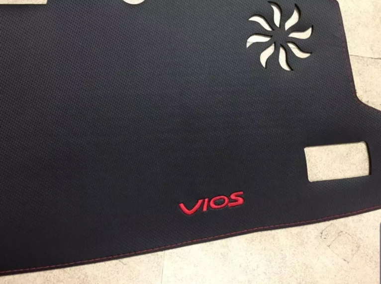 Thảm taplo VIOS đời 2019 Da Pu vân Cacbon cao cấp