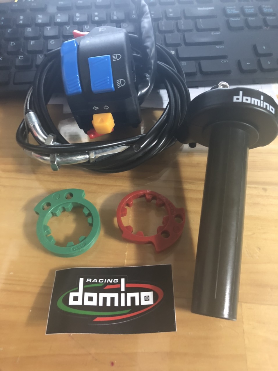 Combo Bộ cùm FZ trái phải + cùm tăng tốc Domino Loại dài có dây ga....Siêu Hot