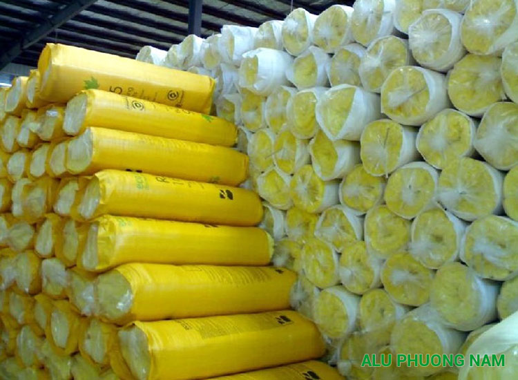 HCM Bông thủy tinh cách nhiệt (1m x 1m2, dày 25mm)