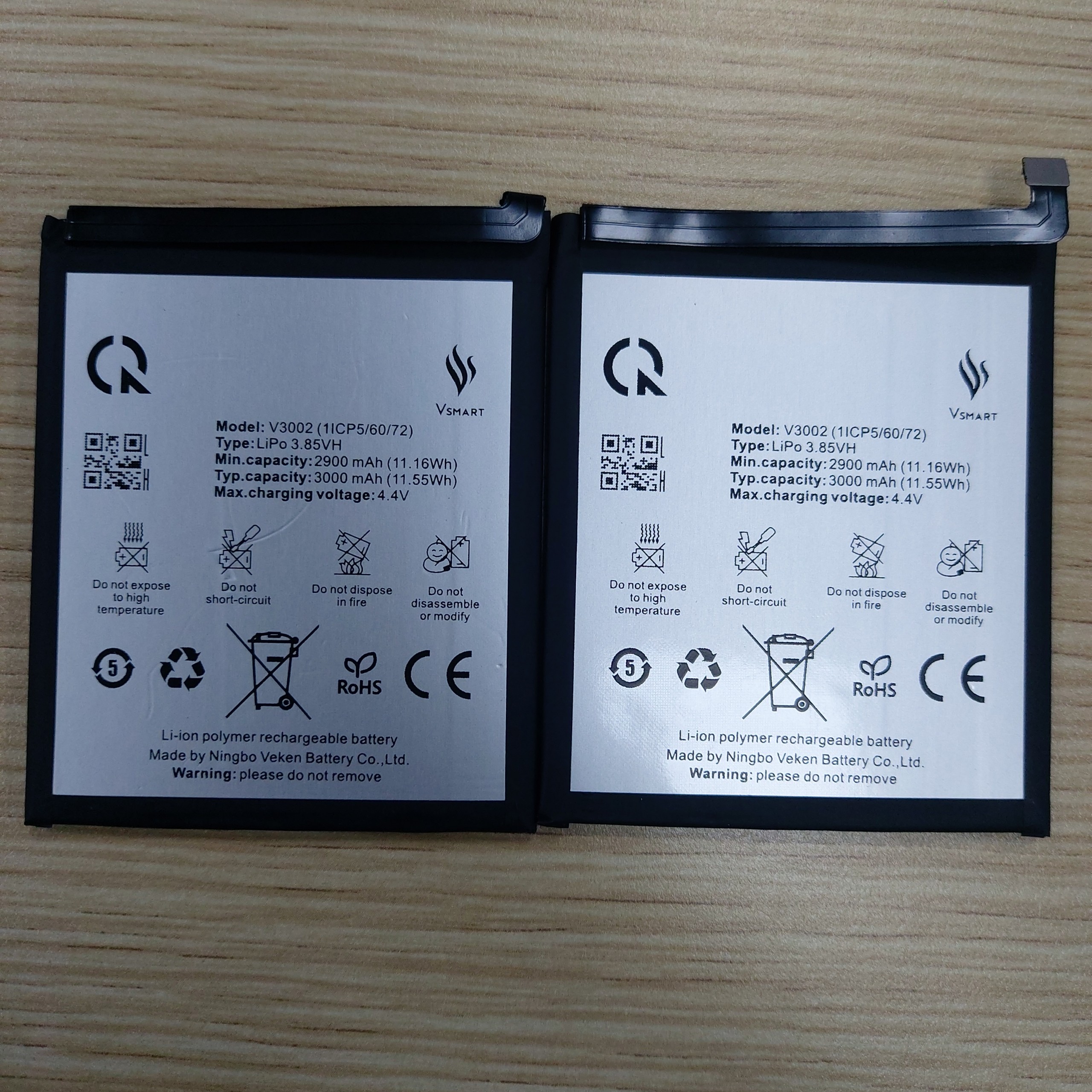 Pin Vsmart Joy 1 / V3002