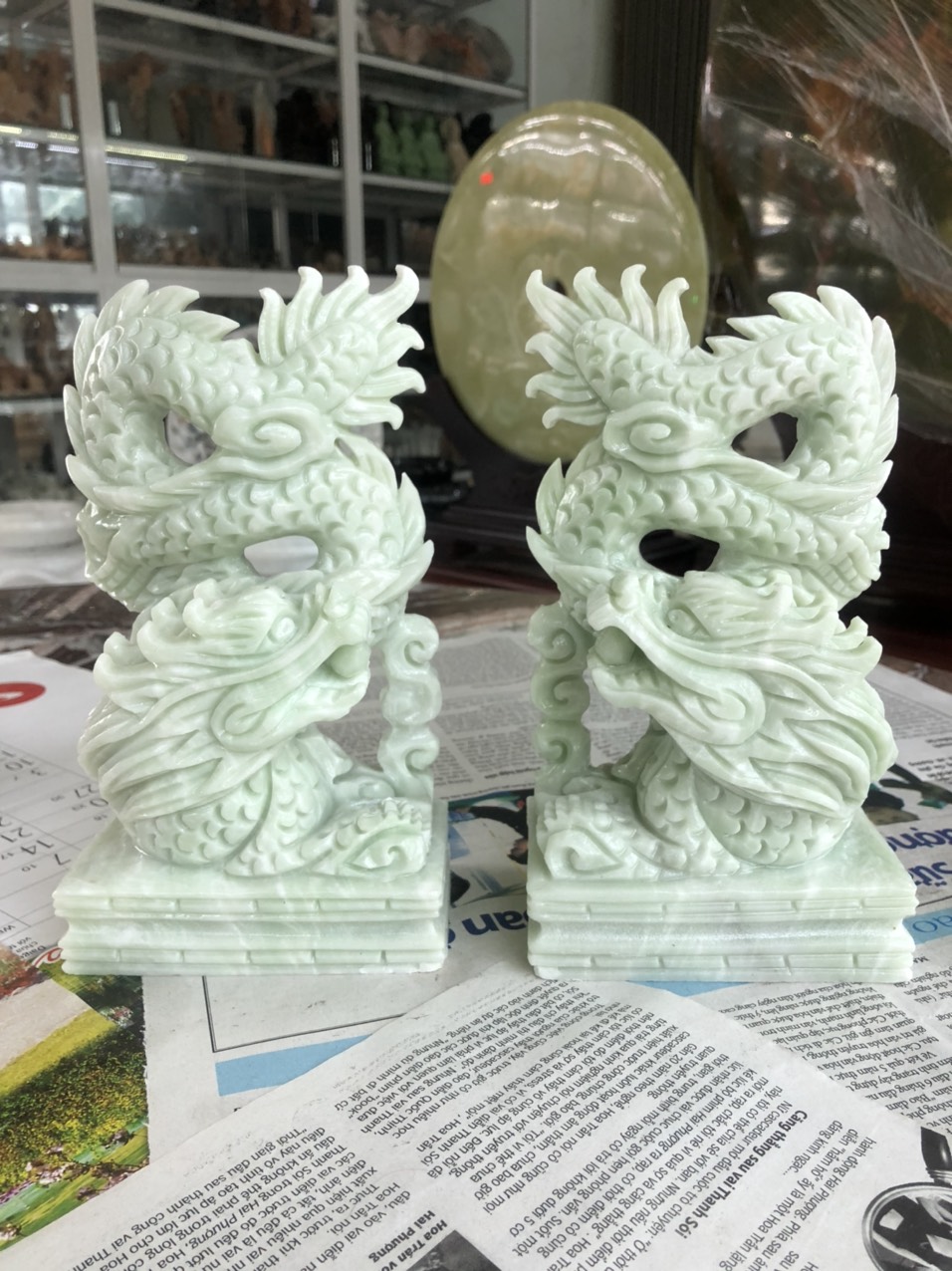 Cặp Rồng đứng phong thủy đá cẩm thạch trắng xanh - Cao 20cm